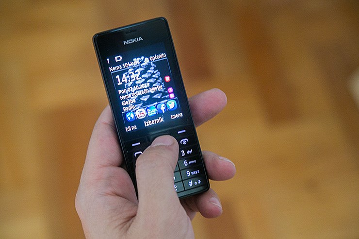 Nokia 515 (15).jpg